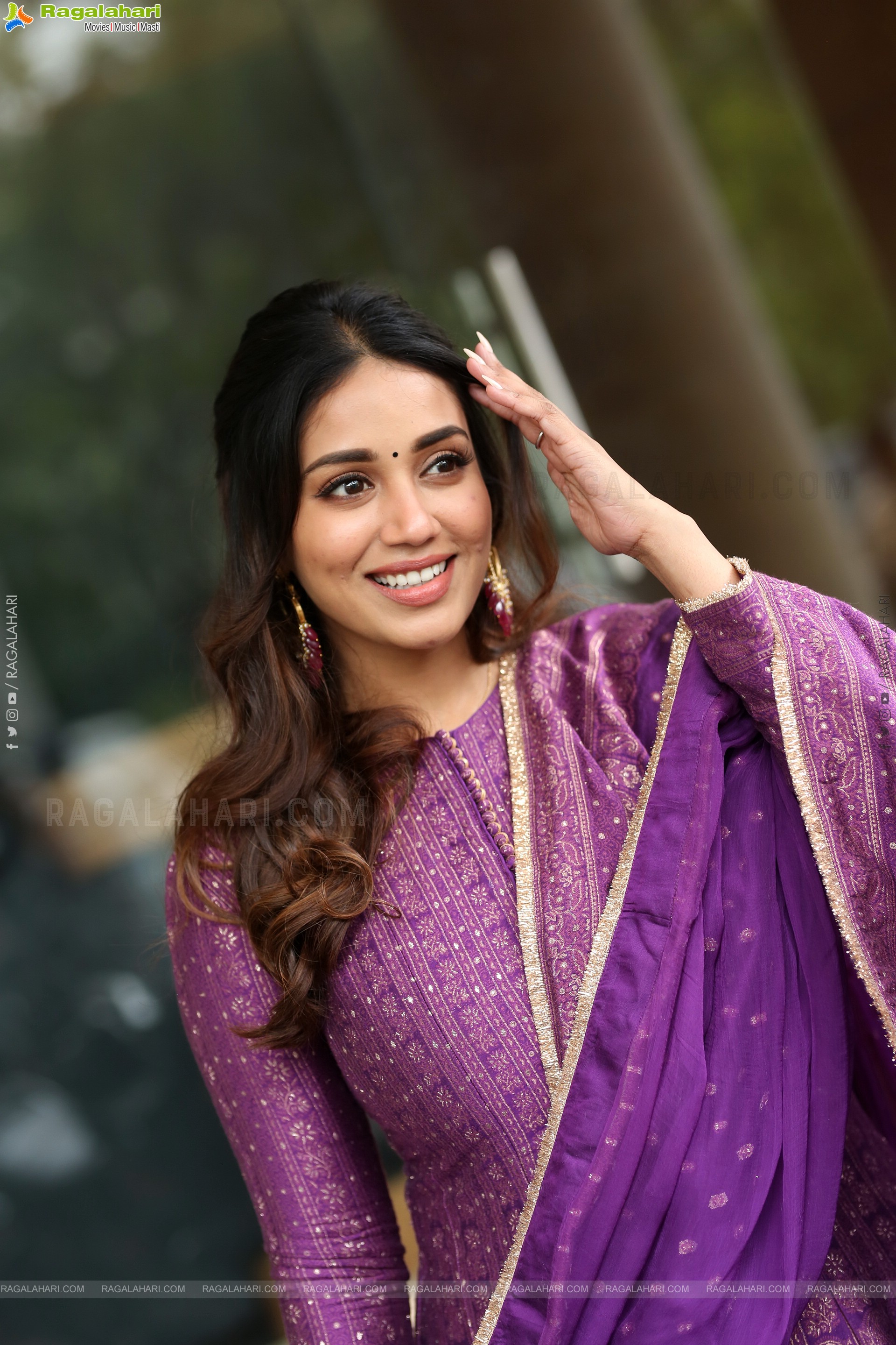 Nivetha Pethuraj at Paruvu Web Series Press Meet, HD Gallery