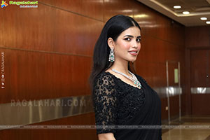 Urmila Chauhana Latest Stills, HD Photo Gallery