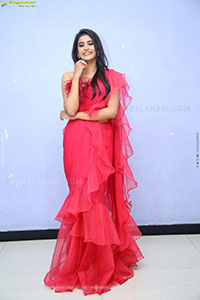 Vismaya Sri at Namo Pre-Release Event, HD Gallery
