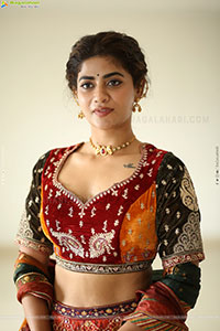 Abhignya Vuthaluru at Viraatapalem Trailer Launch Event 