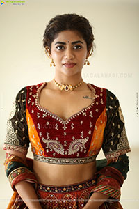 Abhignya Vuthaluru at Viraatapalem Trailer Launch Event 