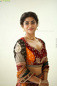 Abhignya Vuthaluru at Viraatapalem Trailer Launch Event 