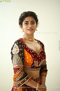 Abhignya Vuthaluru at Viraatapalem Trailer Launch Event 