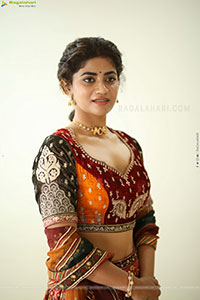 Abhignya Vuthaluru at Viraatapalem Trailer Launch Event 