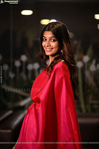 Ananthika Sanilkumar at 8 Vasantalu Pre-release Event