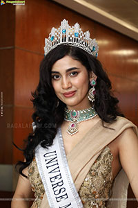 Andleeb Zaidi at Hi Life Exhibition Launch Event, HD Gallery
