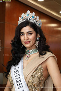 Andleeb Zaidi at Hi Life Exhibition Launch Event, HD Gallery