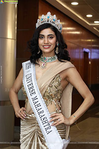 Andleeb Zaidi at Hi Life Exhibition Launch Event, HD Gallery