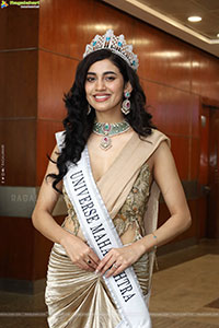 Andleeb Zaidi at Hi Life Exhibition Launch Event, HD Gallery