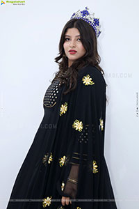 Bipasha Kanksha Grover at Hi Life Fashion Showcase Event