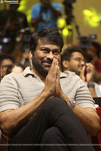 Chiranjeevi at Kuberaa Blockbuster Meet, HD Gallery