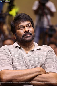 Chiranjeevi at Kuberaa Blockbuster Meet, HD Gallery