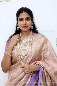 Divi Vadthya at Hi Life Date Announcement Event, HD Gallery