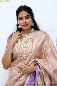 Divi Vadthya at Hi Life Date Announcement Event, HD Gallery
