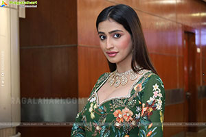 Fasiha Waseem at Hi Life Exhibition Launch Event, HD Gallery