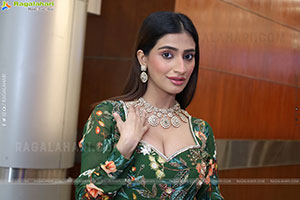 Fasiha Waseem at Hi Life Exhibition Launch Event, HD Gallery