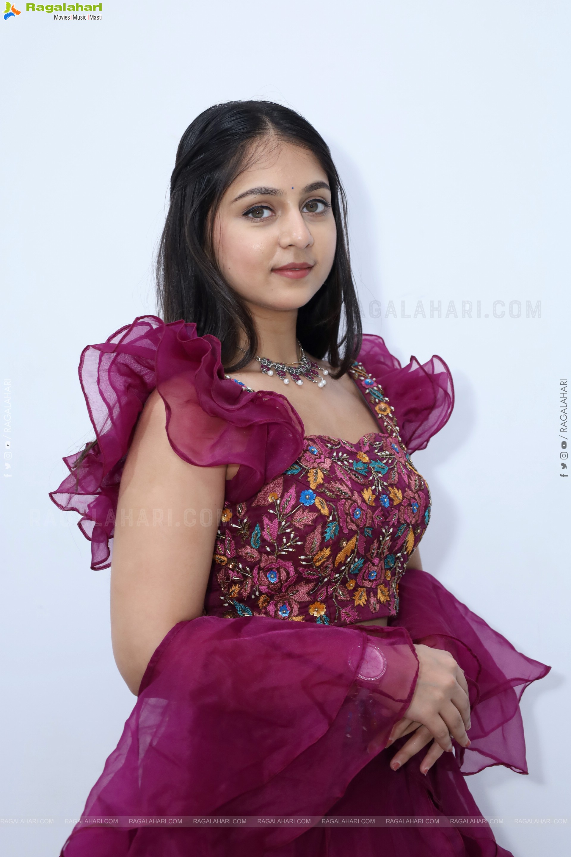 Jabili Jetta stills in New Designer Dress, HD Gallery