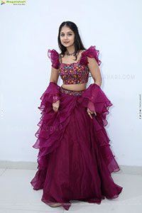 Jabili Jetta stills in New Designer Dress, HD Gallery