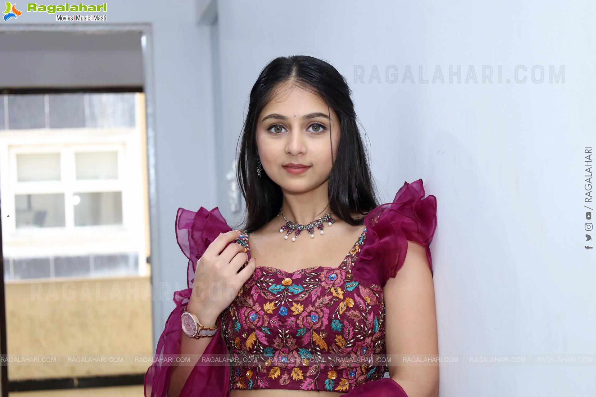 Jabili Jetta stills in New Designer Dress, HD Gallery