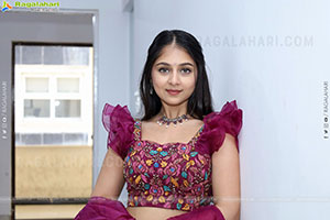 Jabili Jetta stills in New Designer Dress, HD Gallery