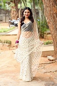 Jenifer Emmanuel at Paramapada Sopanam Teaser Launch