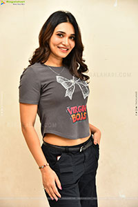 Jenifer Emmanuel at Virgin Boys Dum Diga Dum Song Launch