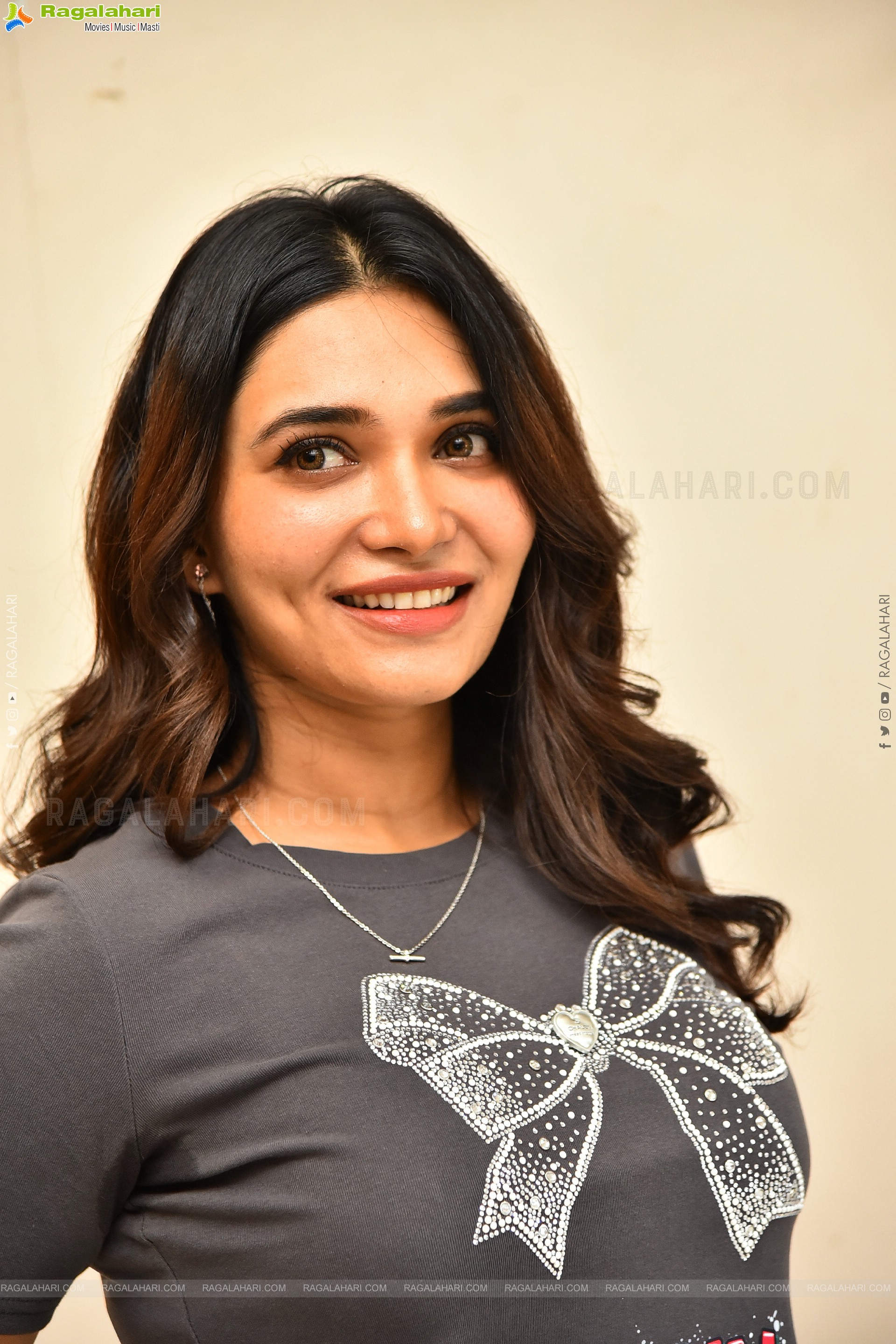 Jenifer Emmanuel at Virgin Boys Dum Diga Dum Song Launch, HD Gallery