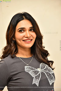 Jenifer Emmanuel at Virgin Boys Dum Diga Dum Song Launch