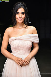 Kavya Thapar at Nenu Ready Movie Title Glimpse Launch