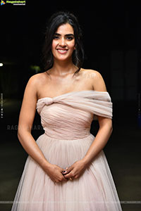 Kavya Thapar at Nenu Ready Movie Title Glimpse Launch