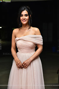 Kavya Thapar at Nenu Ready Movie Title Glimpse Launch