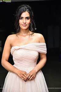 Kavya Thapar at Nenu Ready Movie Title Glimpse Launch