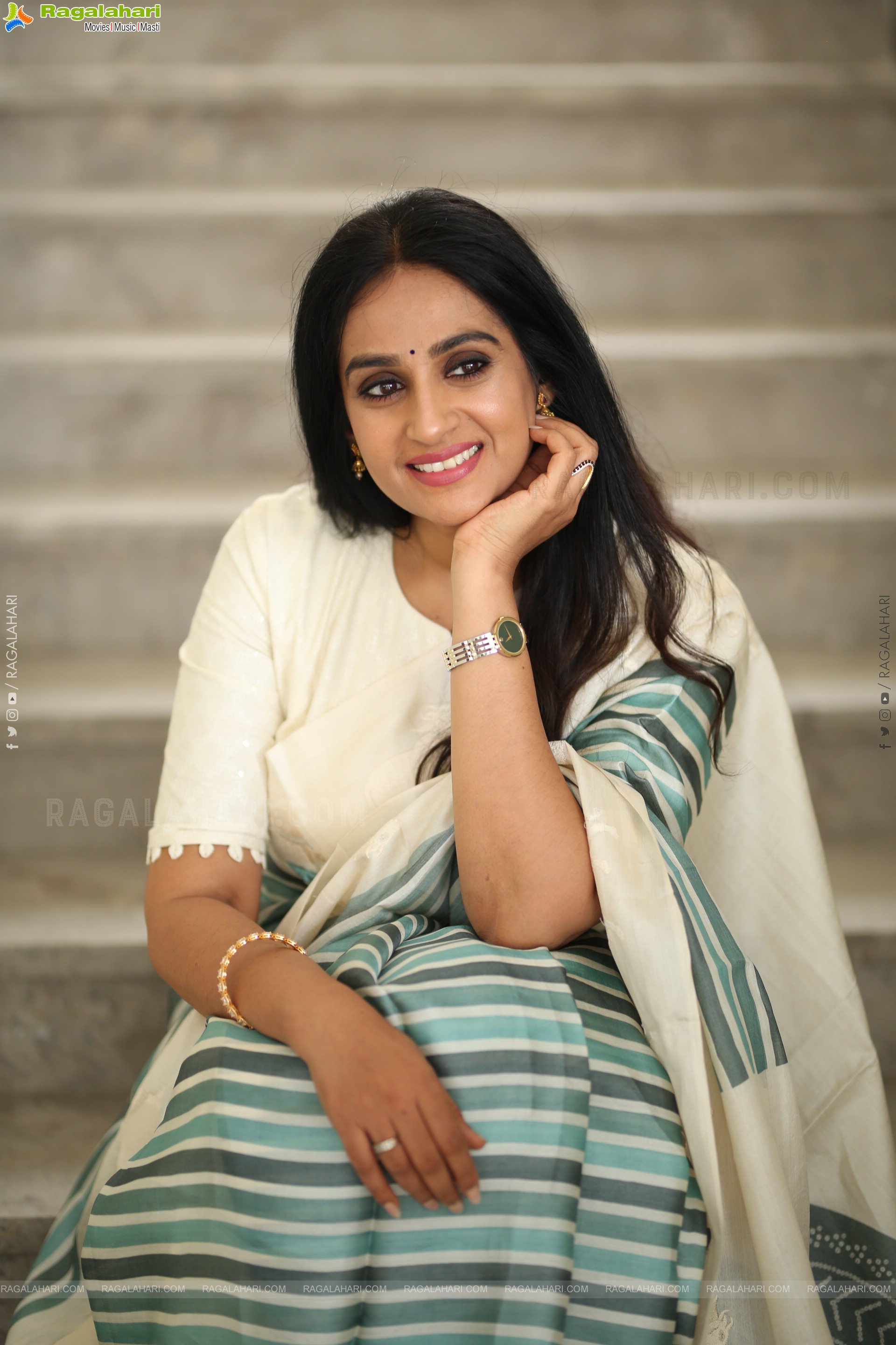 Laya stills at Thammudu Movie Interview, HD Gallery