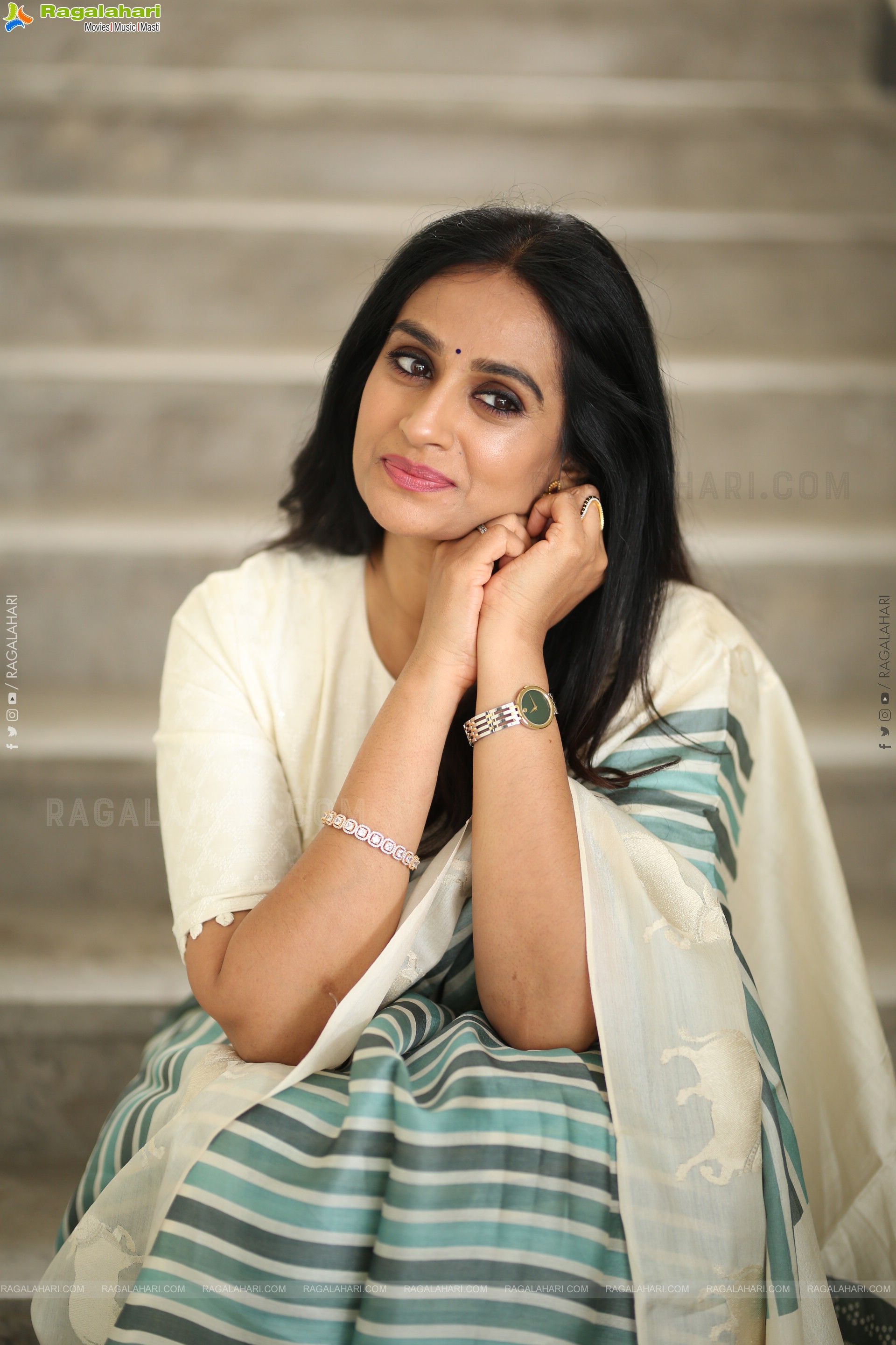 Laya stills at Thammudu Movie Interview, HD Gallery