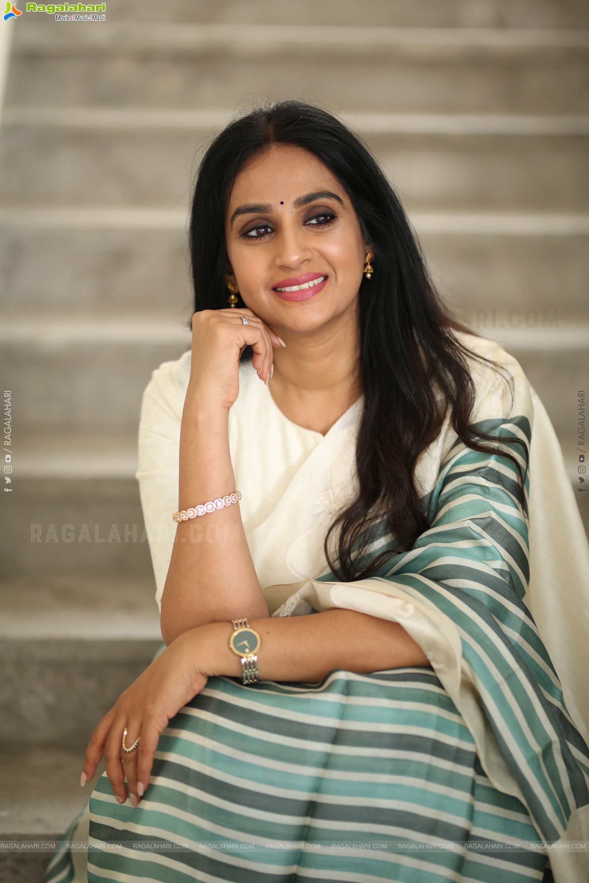 Laya stills at Thammudu Movie Interview, HD Gallery