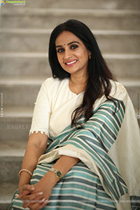 Laya stills at Thammudu Movie Interview, HD Gallery