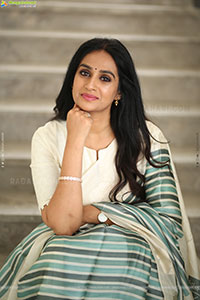 Laya stills at Thammudu Movie Interview, HD Gallery