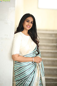 Laya stills at Thammudu Movie Interview, HD Gallery