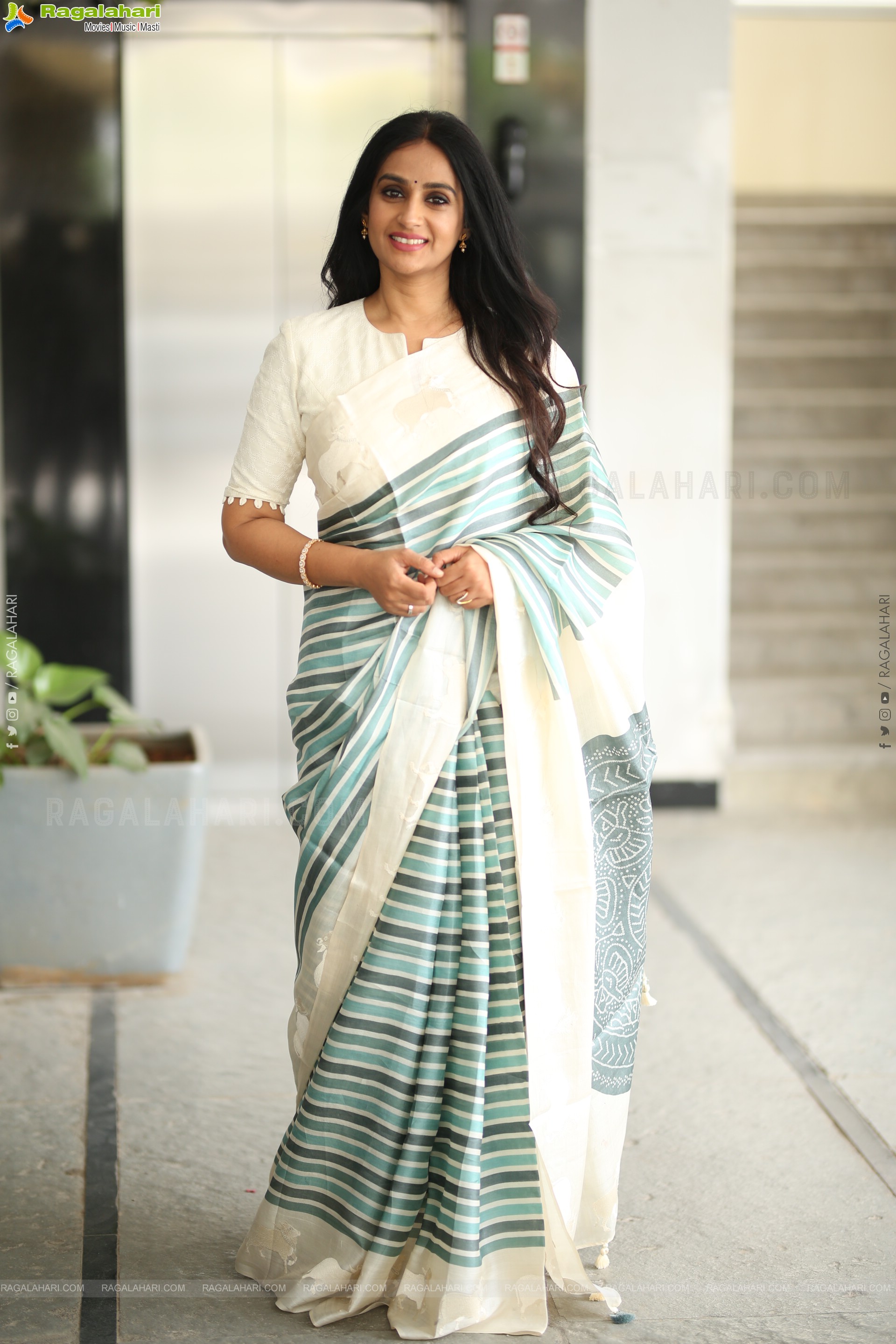 Laya stills at Thammudu Movie Interview, HD Gallery
