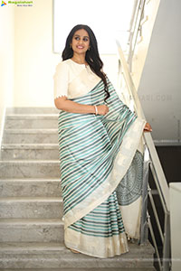 Laya stills at Thammudu Movie Interview, HD Gallery