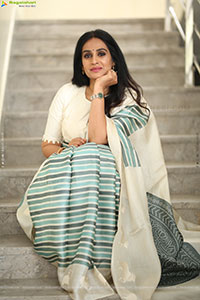 Laya stills at Thammudu Movie Interview, HD Gallery