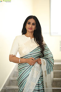 Laya stills at Thammudu Movie Interview, HD Gallery