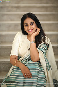 Laya stills at Thammudu Movie Interview, HD Gallery