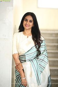 Laya stills at Thammudu Movie Interview, HD Gallery