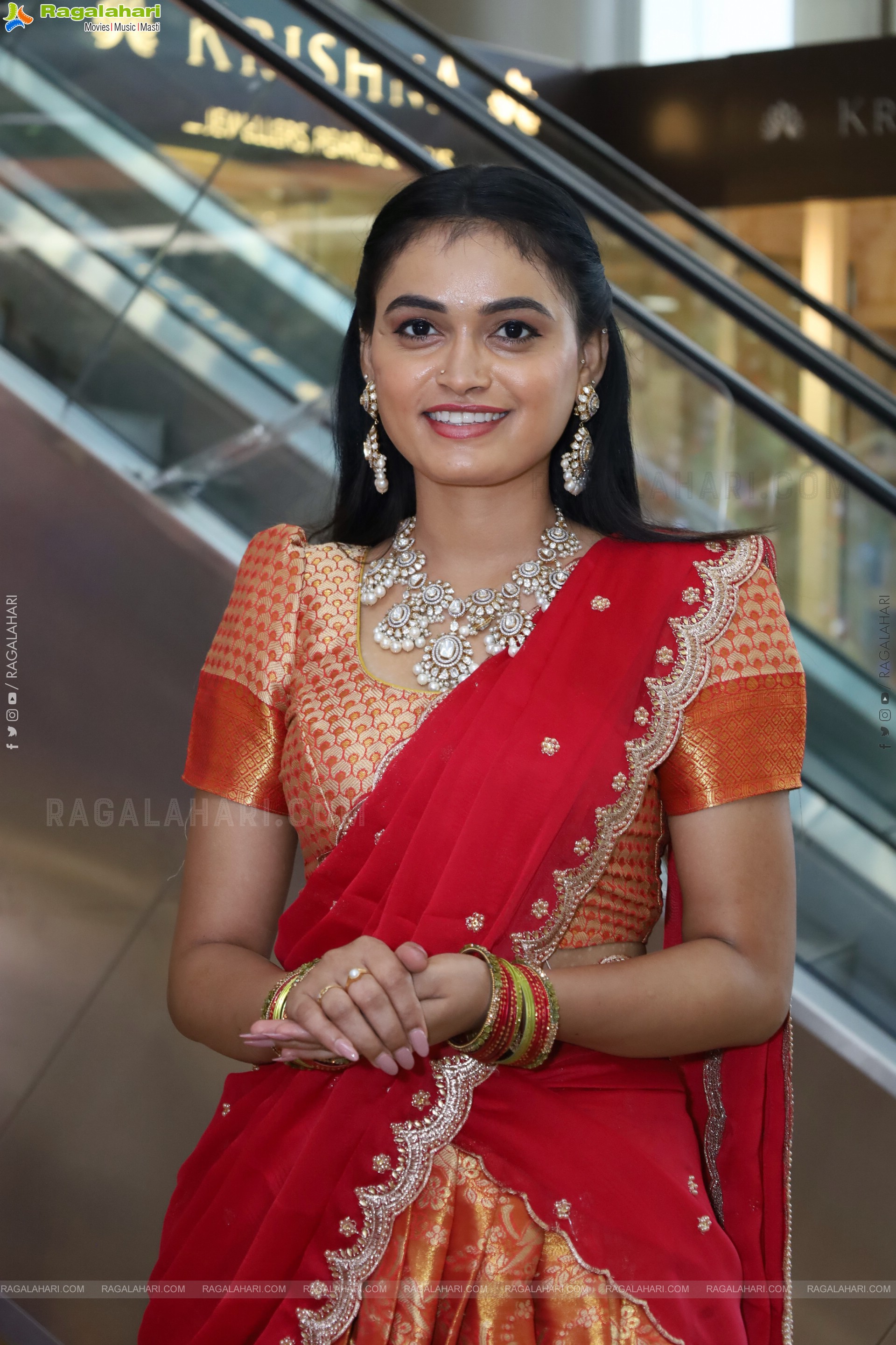 Manu Malleshwari at Hilife Exhibition Launch Event, HD Gallery