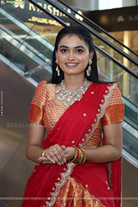 Manu Malleshwari at Hilife Exhibition Launch Event