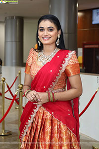 Manu Malleshwari at Hilife Exhibition Launch Event