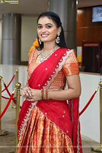 Manu Malleshwari at Hilife Exhibition Launch Event
