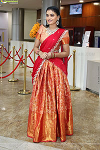 Manu Malleshwari at Hilife Exhibition Launch Event