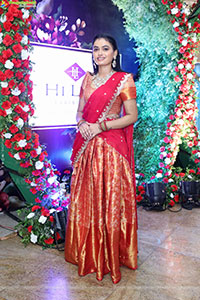 Manu Malleshwari at Hilife Exhibition Launch Event